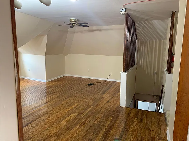 423 S Fess Ave — Photo 15