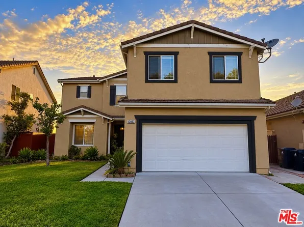 13033 Mesa Verde Way, Sylmar, CA 91342