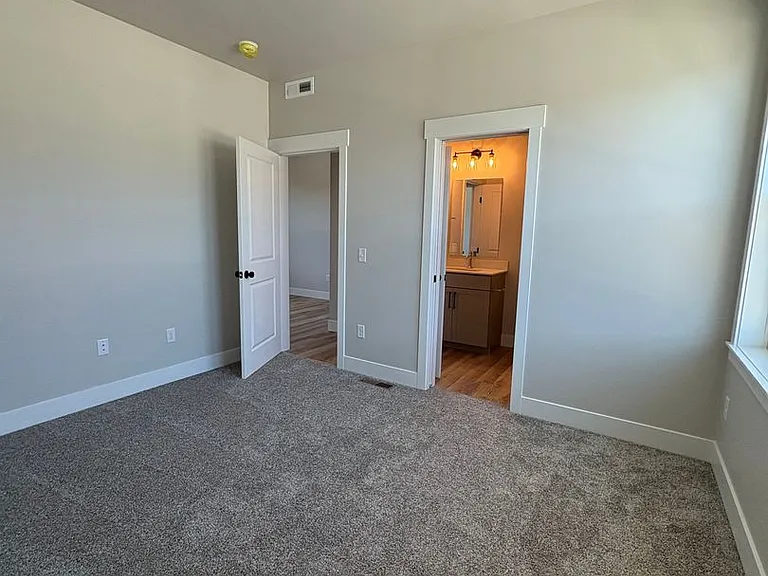 6114 Northstead Ave #201 — Photo 13