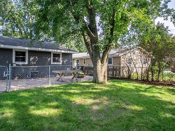 2nd image of 4112 Davey Court