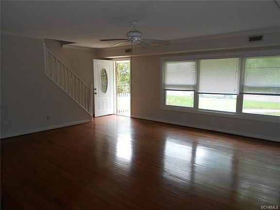4th image of 9215 Holbrook Dr