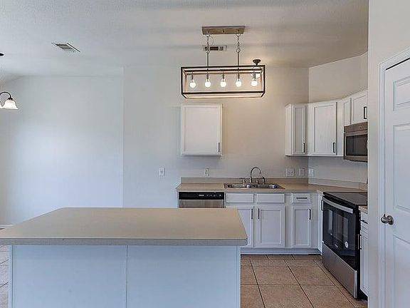 2nd image of 5711 Grandwood Dr