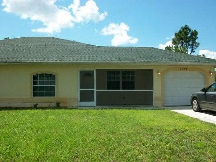 1st image of 5039 Locke Ln