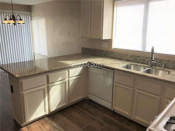 4th image of 6090 Hidden Rock Dr