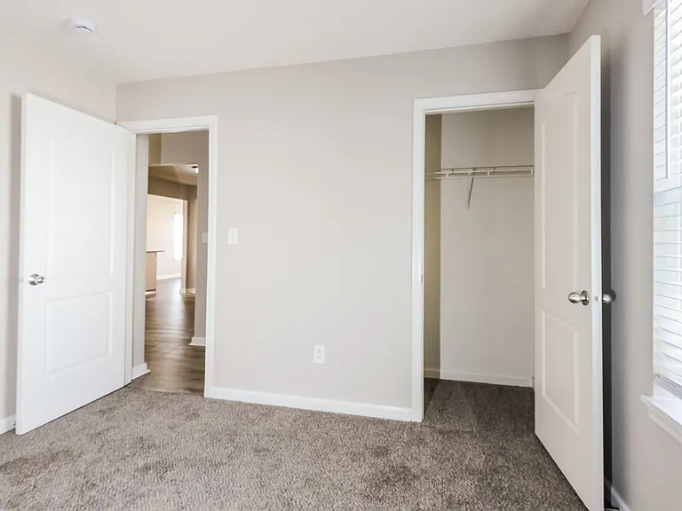 9674 Thomas Ln — Photo 12