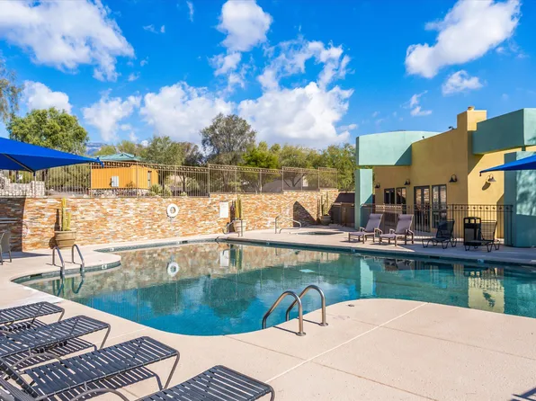 2442 E Emerald Moon Dr, Tucson, AZ 85718