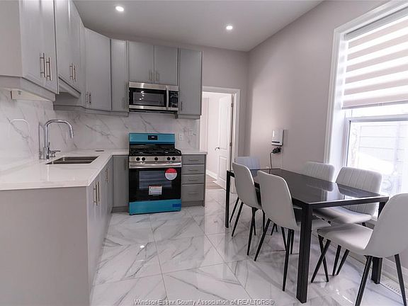 5th image of 765 Dougall Ave