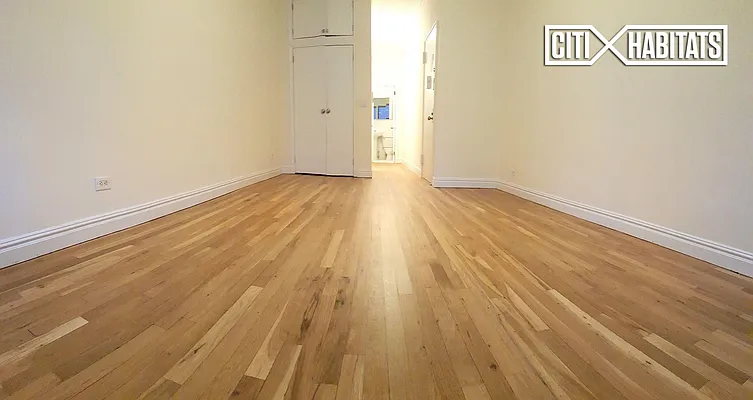 Rented by Citi Habitats | media 8
