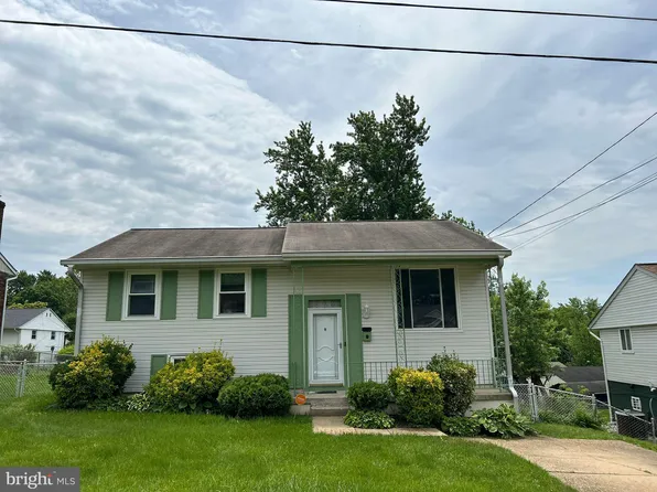 7907 Cawker Ave, Lanham, MD 20706