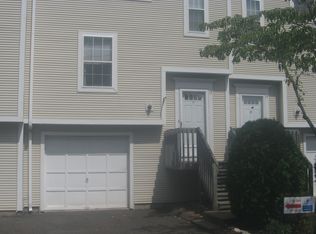 15 Tabshey Ct, Wethersfield, CT 06109
