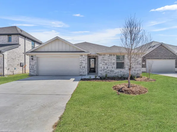 315 Sugarlands Dr, Greenville, TX 75402