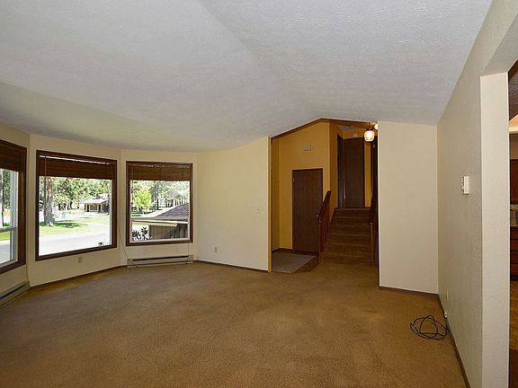 3rd image of 5415 W Conestoga Ave
