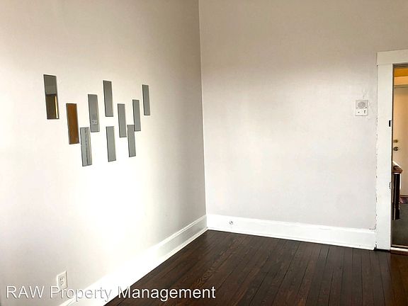 5th image of 1917 Truitt Ave APT 4