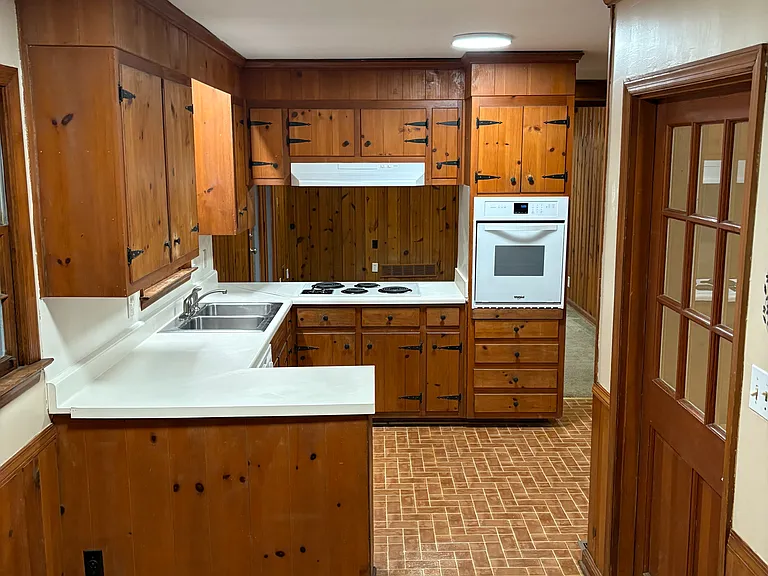 1109 Normandy Rd — Photo 4