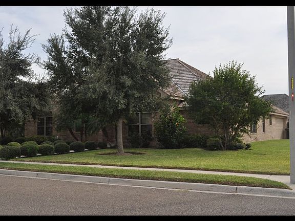2nd image of 5017 Redwood Ave