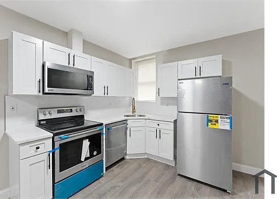 1517 W Westmoreland St #1 — Photo 8