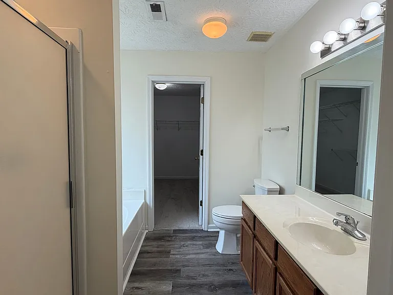 3025 Many Oaks Park — Photo 21