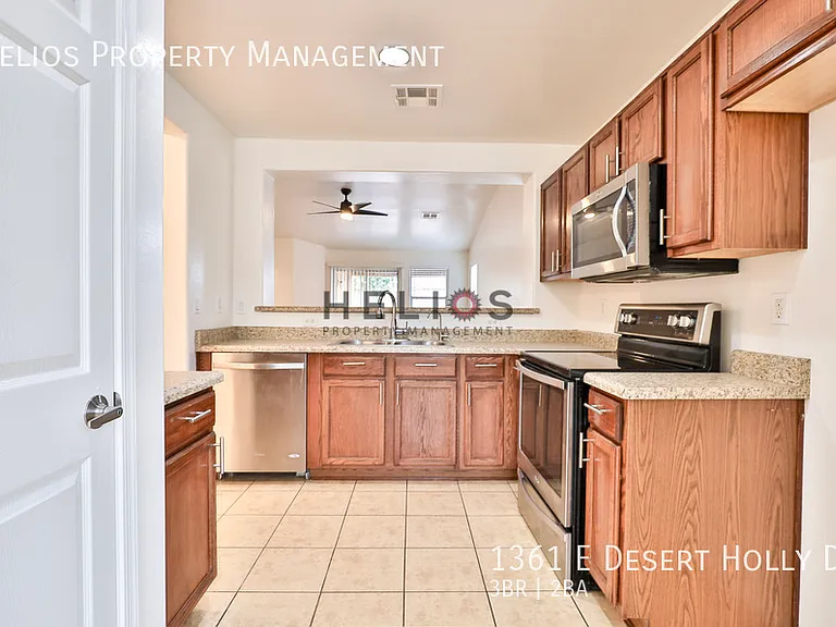 1361 E Desert Holly Dr — Photo 10