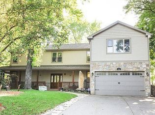 103 Lillian Ct, Island Lake, IL 60042