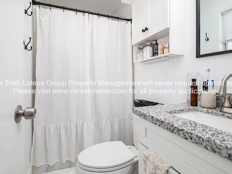 5703 Navaho Trl — Photo 12