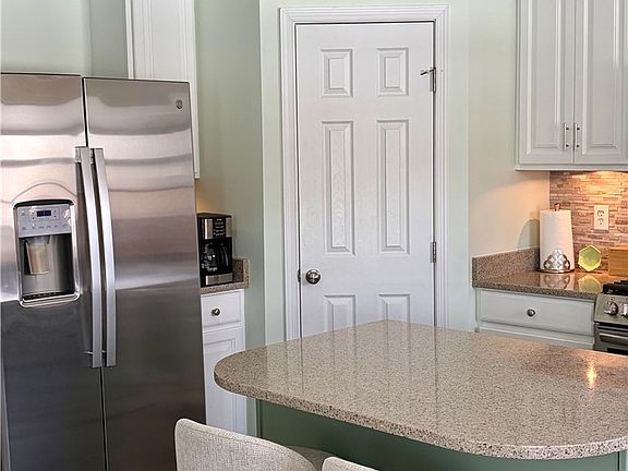 5th image of 755 Rookery Way