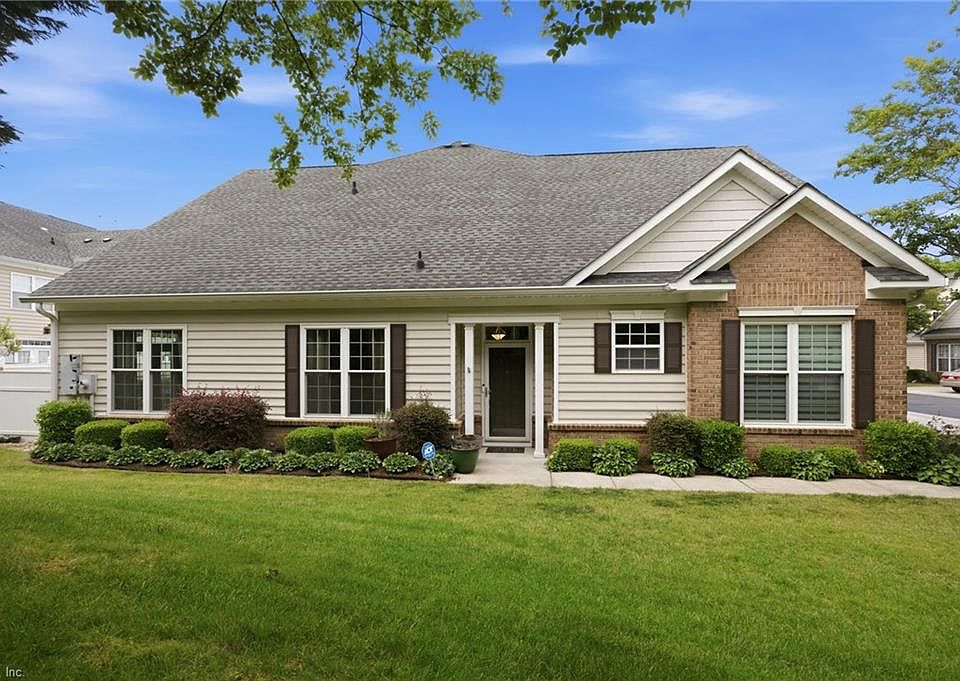 1st image of 409 Fieldstone Glen Way