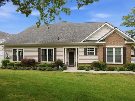 409 Fieldstone Glen Way, Virginia Beach, VA 23454