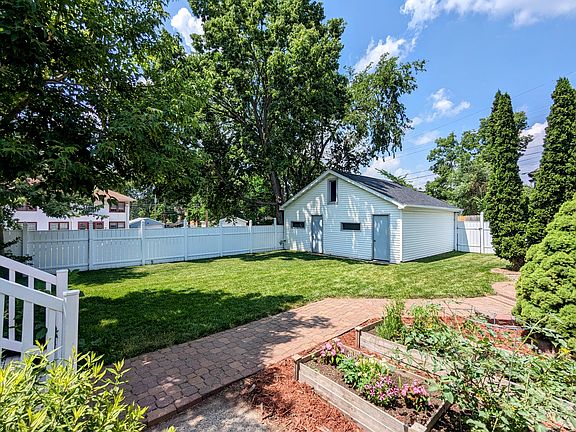 PXL_20230629_185612393~2_06302023