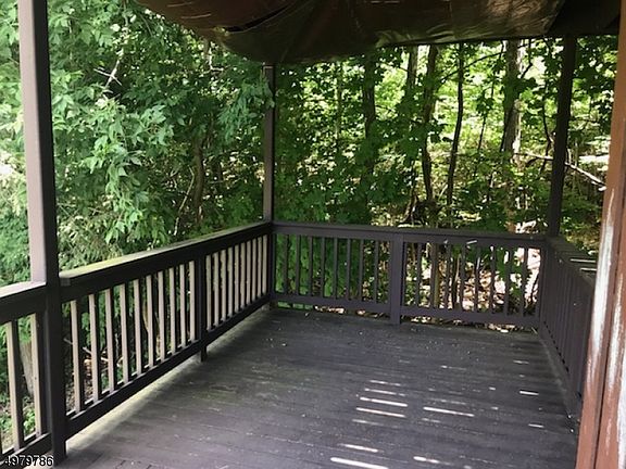 4th image of 7 Augusta Dr Unit 1
