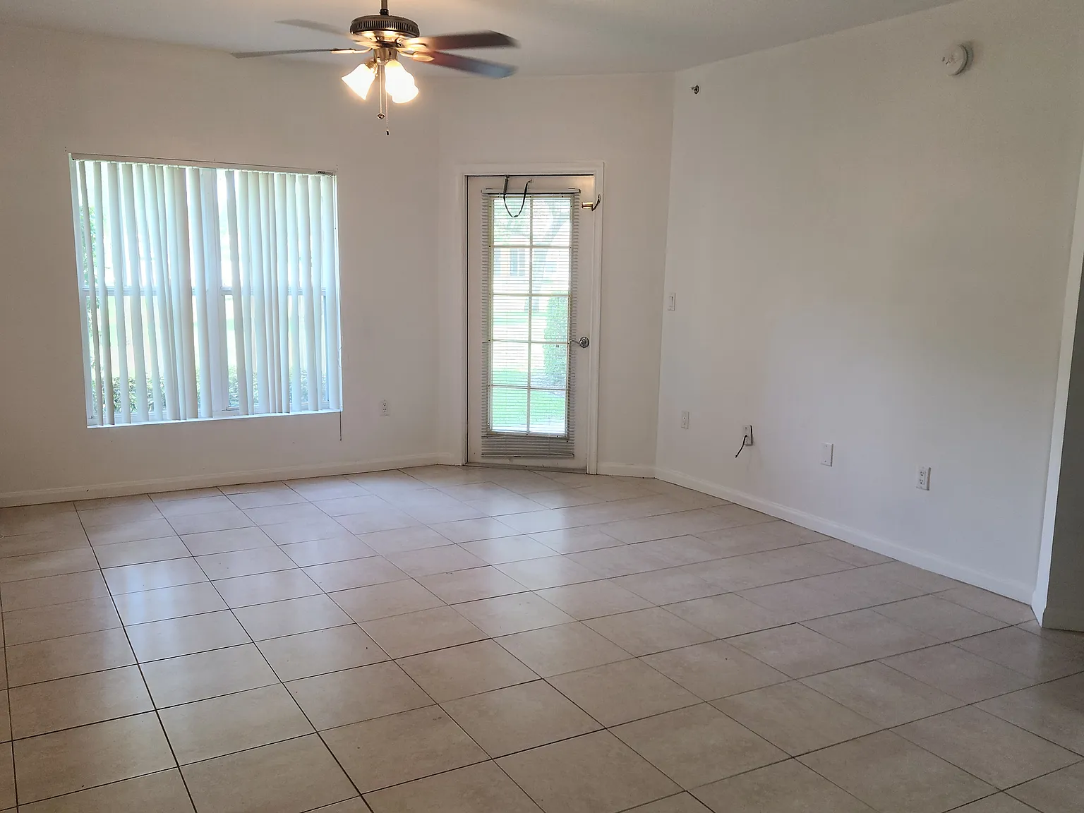 Fairways Cir, Vero Beach — Photo 1