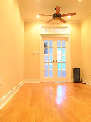 Rented by Rapid Realty Cobble Hill | media 25