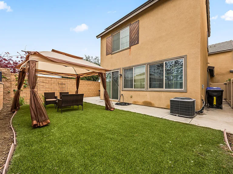 3204 E Painted Crescent St — Photo 13