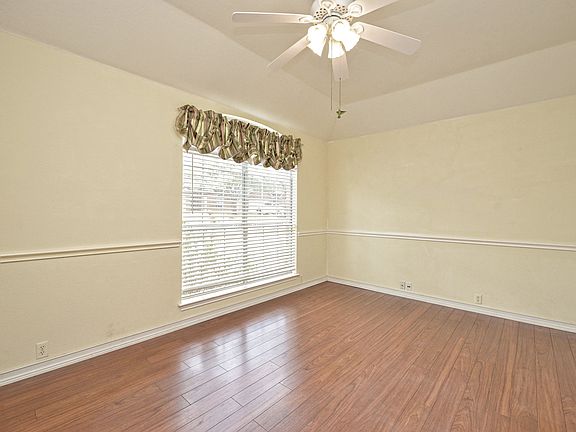 4th image of 1608 Somerset Canyon Ln