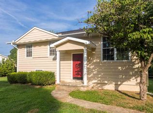 521 Lucerne Dr, Spartanburg, SC 29302