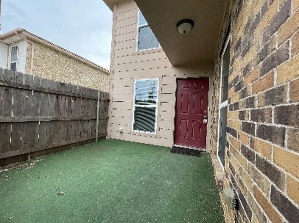 5516 Lewis Ct APT C, North Richland Hills, TX 76180