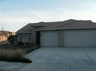 1696 Via Milano, Gustine, CA 95322