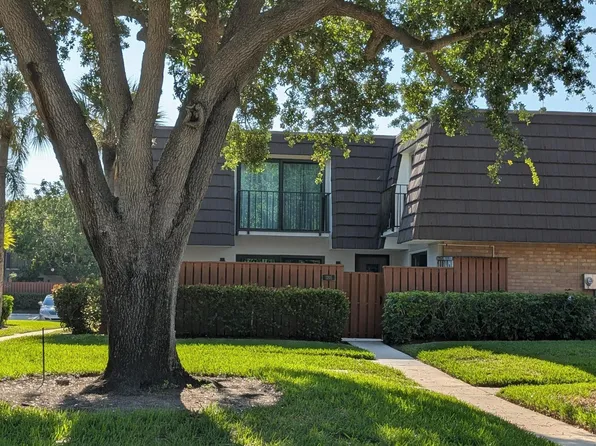 1205 12th Court, Jupiter, FL 33477