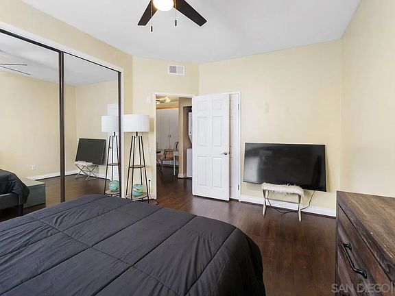 5th image of 4049 Carmel View Rd Unit 75