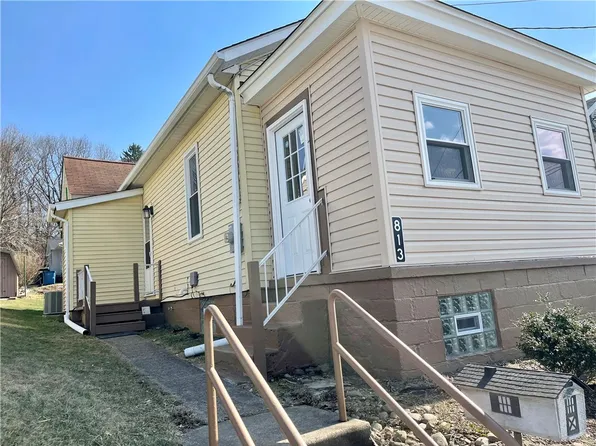 813 Forest St, Latrobe, PA 15650