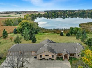 10703 187th St, Silver Lake, MN 55381