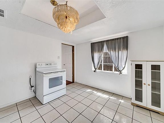 2nd image of 7700 Parral Dr