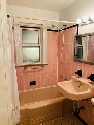 Rented by Voro New York | media 10