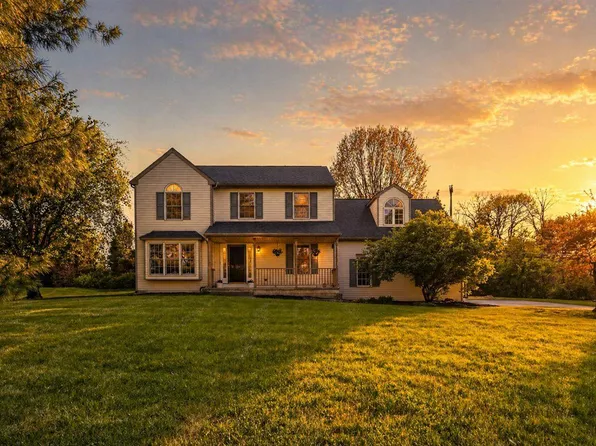 68 Lauren Ln, Coatesville, PA 19320