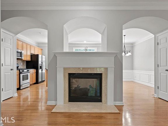 4th image of 432 Tioram Ln SE