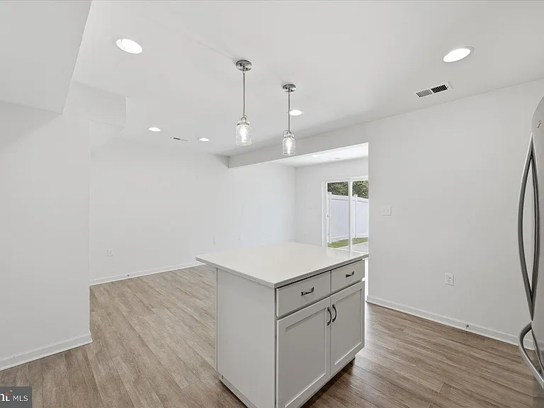 658 Thumper Dr — Photo 15