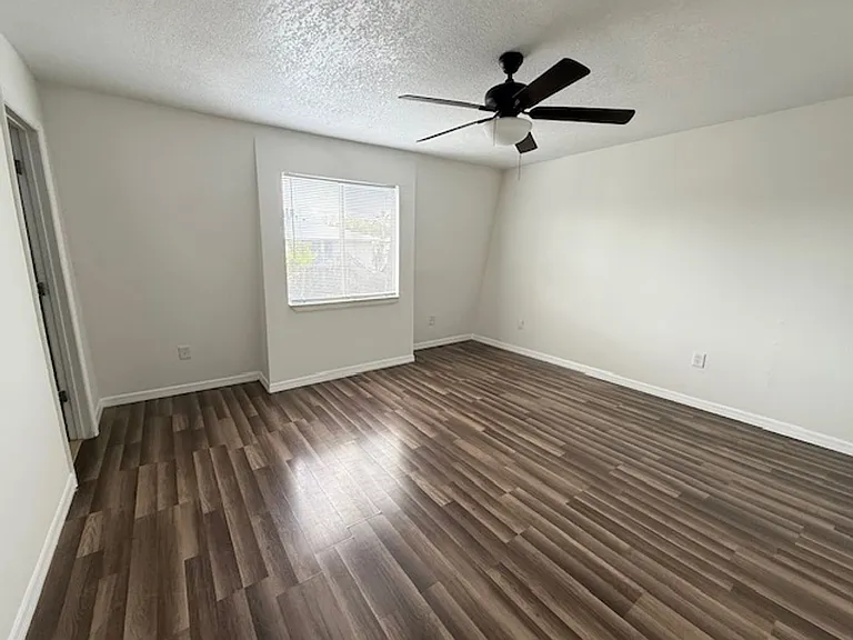 1948 Conway Rd #6 — Photo 5
