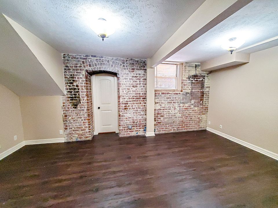 1st image of 602 N 33rd St #606-01B-B1000