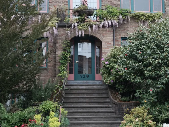 729 10th Ave E #3, Seattle, WA 98102