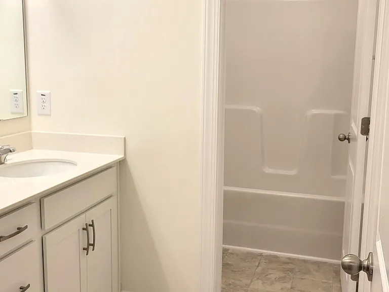 125 Mullingar Dr — Photo 35