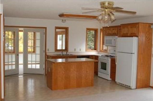 1st image of 24145 Fawn Ct NE